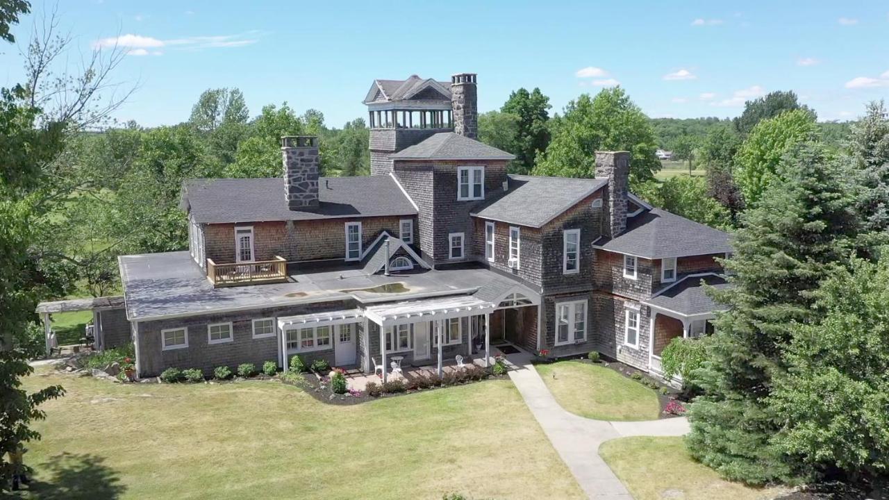 ホテル 1000 Island Hart House アレクサンドリア・ベイ エクステリア 写真